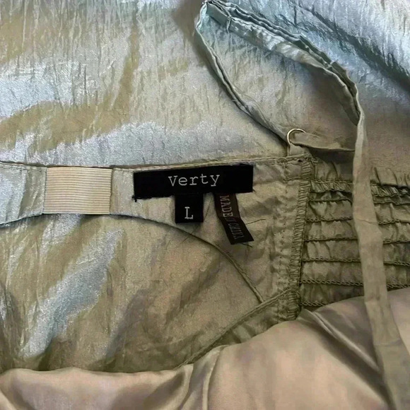 Verty Women’s Spaghetti Strap Cami Top with Embroidered Front Z3 - Picture 4 of 7